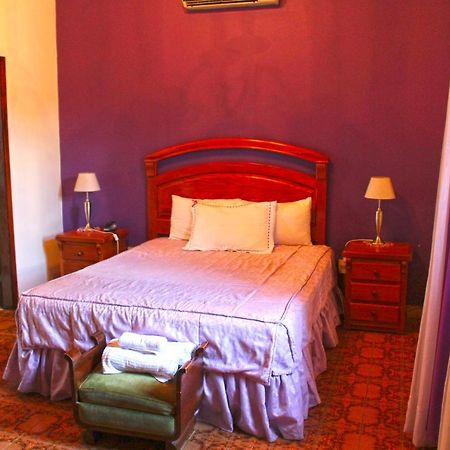 Ross Char Hotel Asuncion Bagian luar foto